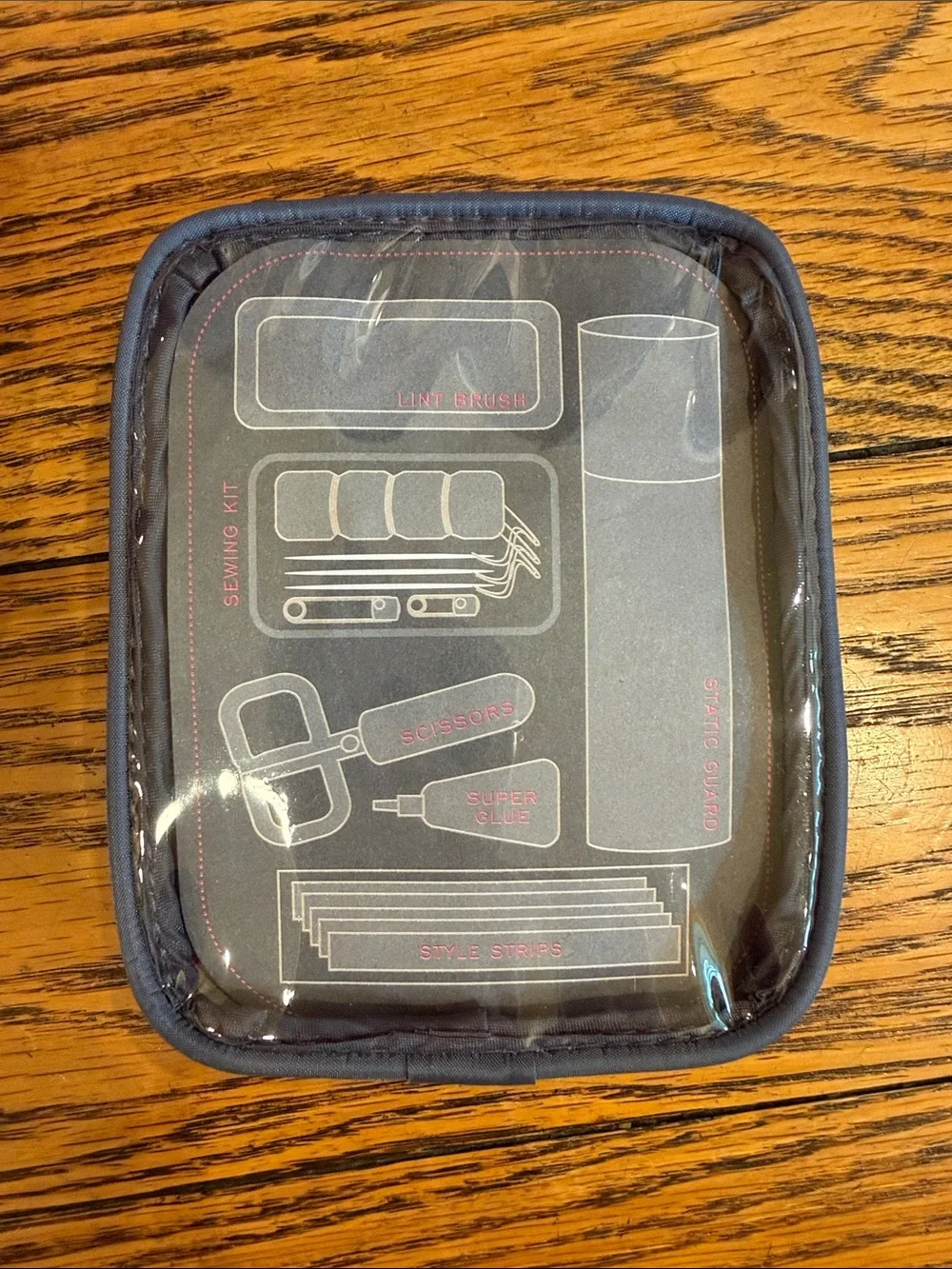 FASHION RESCUE PINK AND GRAY TRAVEL KIT WITH HANGAR AND FILLED ZIPPERED CASES - Picture 8 of 14